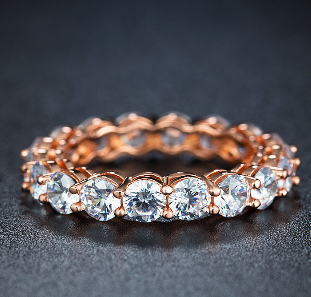 Zircon Ring with Diamonds