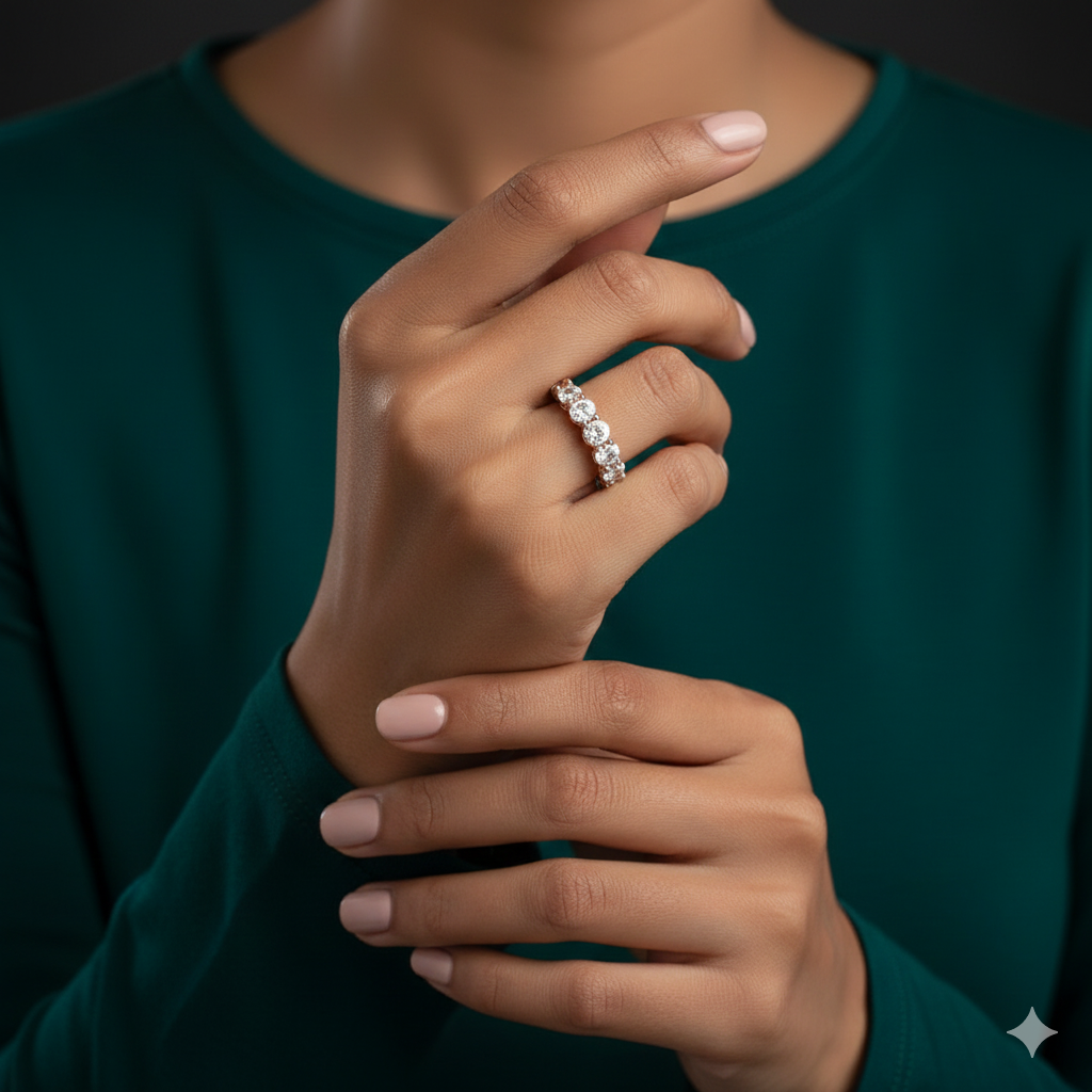 Zircon Ring with Diamonds